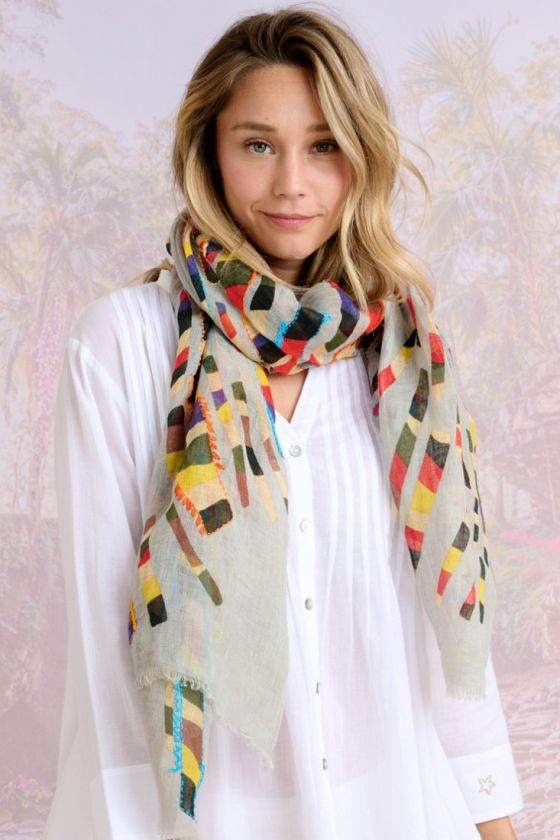 ALBANE Wool Scarf for Women | Storiatipic